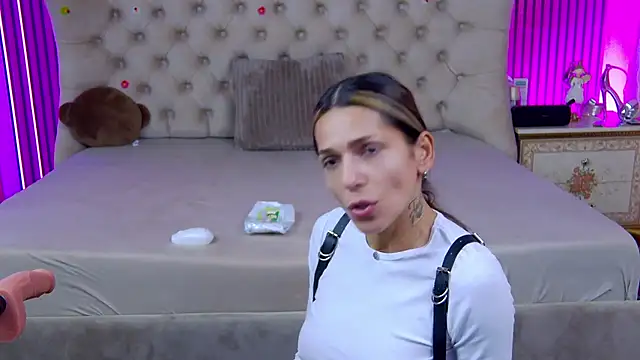 Snapshot of PlayfulShow chatting on 25, 11, 2025 PlayfulShow online show from 25, 11, 2025