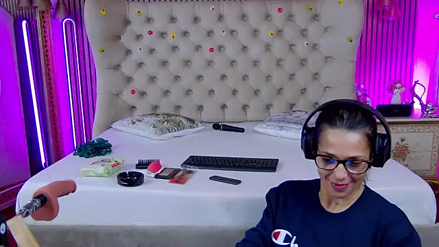 Snapshot of PlayfulShow chatting on 8, 1, 2026 PlayfulShow online show from 8, 1, 2026