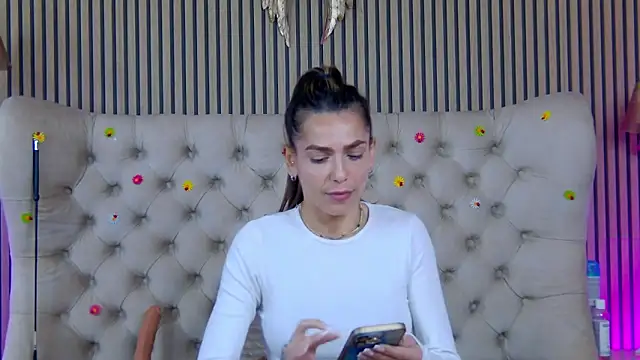 Snapshot of PlayfulShow chatting on 14, 5, 2026 PlayfulShow online show from 14, 5, 2026