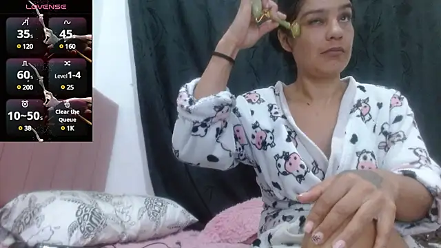 Snapshot of dulcecataliina chatting on 3, 3, 2025 dulcecataliina online show from 3, 3, 2025