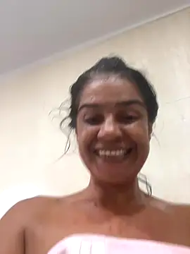 Snapshot of dulcecataliina chatting on 15, 9, 2025 dulcecataliina online show from 15, 9, 2025