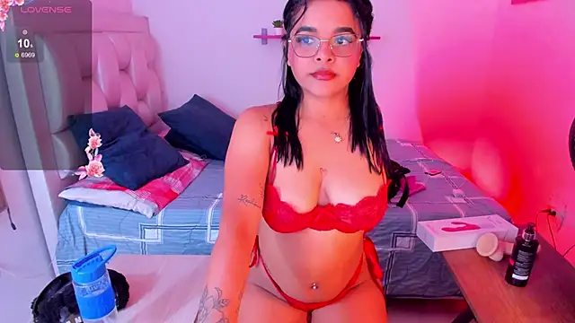 Snapshot of Tatianaa@xh chatting on 13, 9, 2025 Tatianaaxh online show from 13, 9, 2025