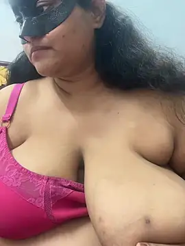 Yoursexy cherry online show from 3, 3, 2026