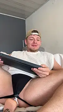 Snapshot of Angel_Montiell chatting on 4, 12, 2025 Angel Montiell online show from 4, 12, 2025