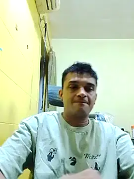 Snapshot of crazyfreaking chatting on 5, 3, 2025 crazyfreaking online show from 5, 3, 2025