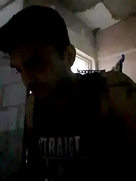 Snapshot of crazyfreaking chatting on 12, 3, 2025 crazyfreaking online show from 12, 3, 2025