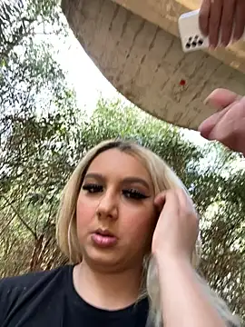 Snapshot of hotamanda01 chatting on 1, 12, 2025 hotamanda01 online show from 1, 12, 2025