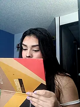 Snapshot of soy_valu chatting on 2, 11, 2025 soy valu online show from 2, 11, 2025