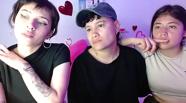 Snapshot of Girls_addicted_cum chatting on 24, 2, 2025 Girls addicted cum online show from 24, 2, 2025