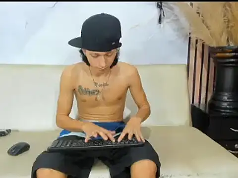 LucioDelDuque online show from 6, 2, 2025