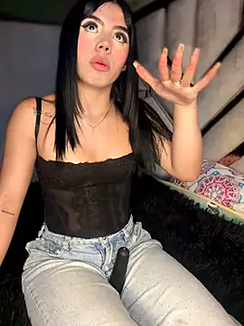 Laura-Khalifa online show from 14, 5, 2026