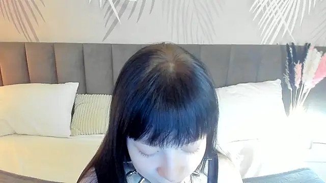 Snapshot of SkinyJoyce chatting on 22, 2, 2025 SkinyJoyce online show from 22, 2, 2025