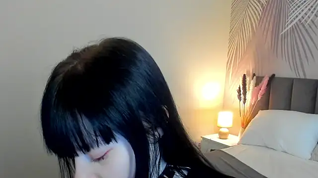 Snapshot of SkinyJoyce chatting on 23, 2, 2025 SkinyJoyce online show from 23, 2, 2025