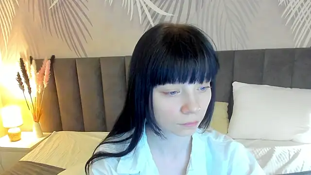 Snapshot of SkinyJoyce chatting on 27, 2, 2025 SkinyJoyce online show from 27, 2, 2025