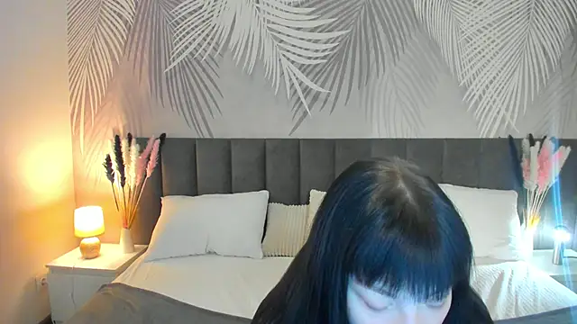 Snapshot of SkinyJoyce chatting on 28, 2, 2025 SkinyJoyce online show from 28, 2, 2025