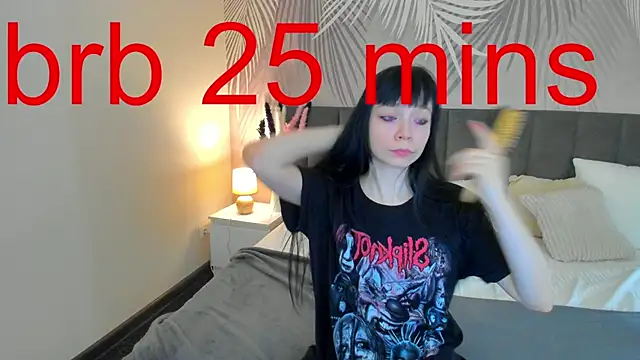 Snapshot of SkinyJoyce chatting on 6, 3, 2025 SkinyJoyce online show from 6, 3, 2025