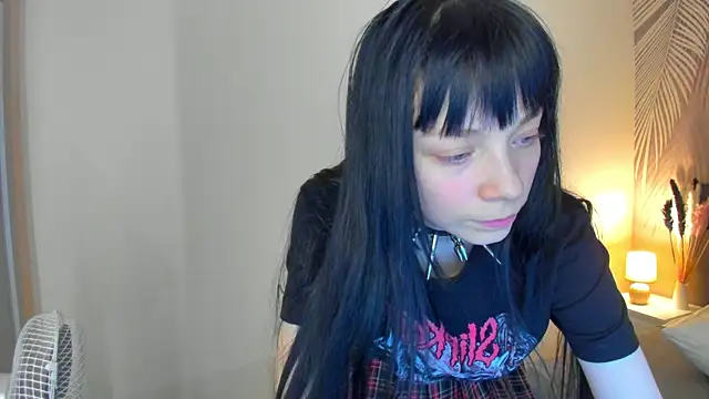 Snapshot of SkinyJoyce chatting on 19, 3, 2025 SkinyJoyce online show from 19, 3, 2025