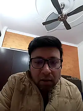 innocentboy1987 online show from 13, 2, 2025