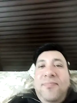 innocentboy1987 online show from 19, 2, 2026