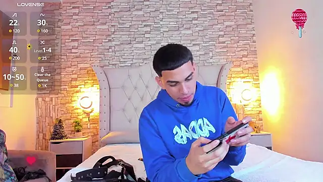 Miagael Pervert online show from 8, 2, 2025