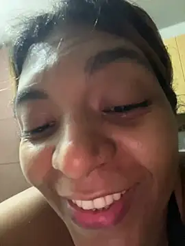 nicollesofia2 online show from 20, 5, 2026