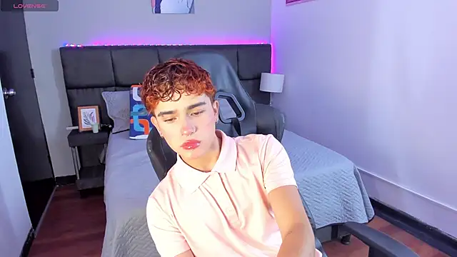 Aiiden 15 online show from 15, 12, 2025