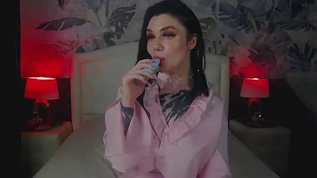 MaeveMoon online show from 20, 5, 2026