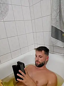 ademandjulia online show from 22, 9, 2025