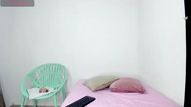 Olivia Stevens online show from 2, 5, 2026