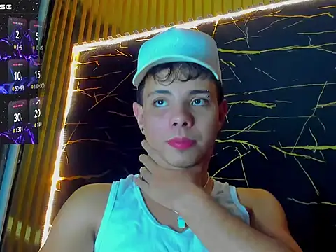 Snapshot of Alessandro_1610 chatting on 15, 5, 2026 Alessandro 1610 online show from 15, 5, 2026