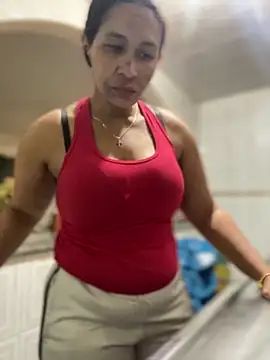 Snapshot of Carola-Ross chatting on 5, 11, 2025 Carola-Ross online show from 5, 11, 2025