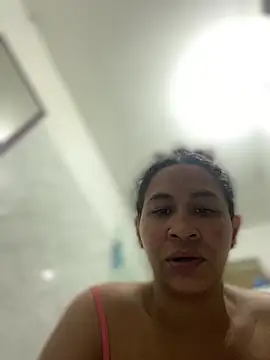 Snapshot of Carola-Ross chatting on 14, 12, 2025 Carola-Ross online show from 14, 12, 2025