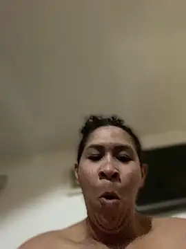 Snapshot of Carola-Ross chatting on 22, 3, 2026 Carola-Ross online show from 22, 3, 2026