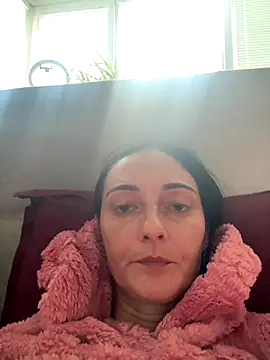 Snapshot of Miroslava1247 chatting on 11, 10, 2025 Miroslava1247 online show from 11, 10, 2025