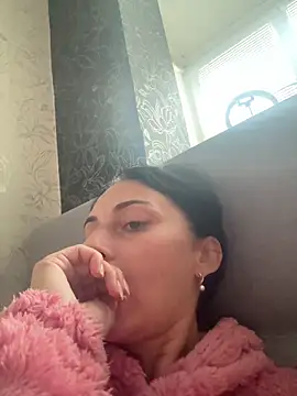 Snapshot of Miroslava1247 chatting on 26, 10, 2025 Miroslava1247 online show from 26, 10, 2025