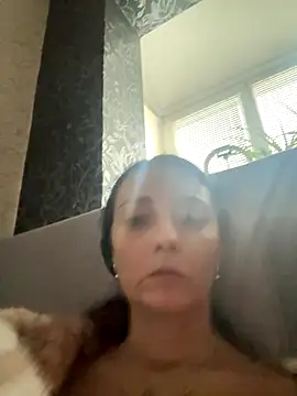 Snapshot of Miroslava1247 chatting on 8, 11, 2025 Miroslava1247 online show from 8, 11, 2025