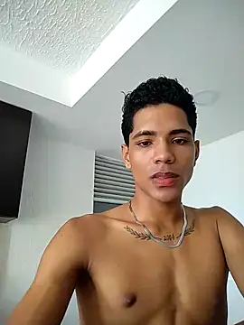 BrawnLove02 online show from 20, 2, 2025