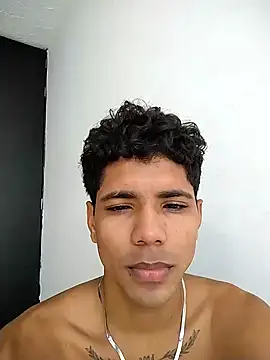 BrawnLove02 online show from 25, 2, 2025