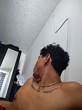 BrawnLove02 online show from 26, 2, 2025