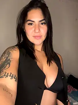 Snapshot of GISSALEXX chatting on 28, 10, 2025 GISSALEXX online show from 28, 10, 2025