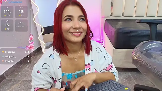 Snapshot of Gaby_tay1 chatting on 5, 3, 2025 Gaby tay1 online show from 5, 3, 2025