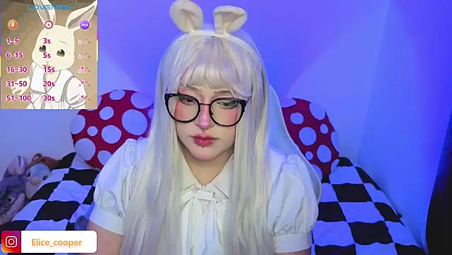 Snapshot of Elice_cooper_ chatting on 25, 11, 2025 Elice cooper online show from 25, 11, 2025