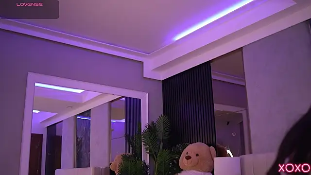 SashaFerrera online show from 18, 11, 2025