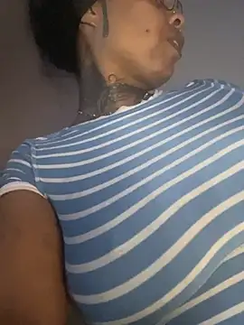 PregnantEbonyGoddess online show from 9, 1, 2026