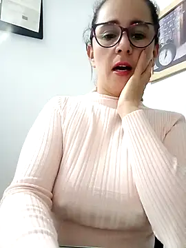 Snapshot of Alanna_11 chatting on 13, 2, 2025 Alanna 11 online show from 13, 2, 2025