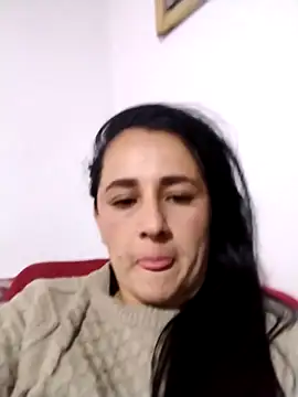 Alanna 11 online show from 5, 10, 2025