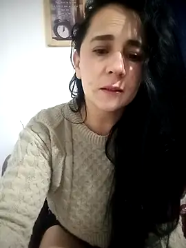 Alanna 11 online show from 9, 10, 2025