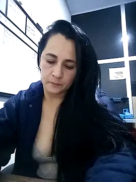 Alanna 11 online show from 13, 10, 2025