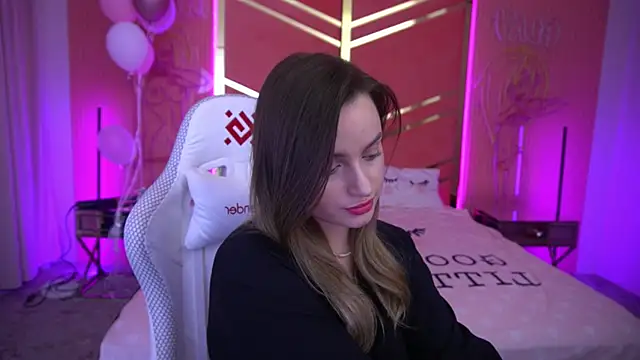Snapshot of LindsieGreyy chatting on 9, 3, 2025 LindsieGreyy online show from 9, 3, 2025