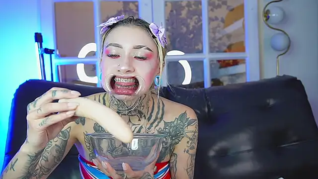 Snapshot of miss___angel chatting on 1, 4, 2026 miss angel online show from 1, 4, 2026